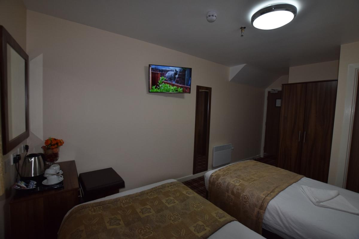 Hotel Lucky 8