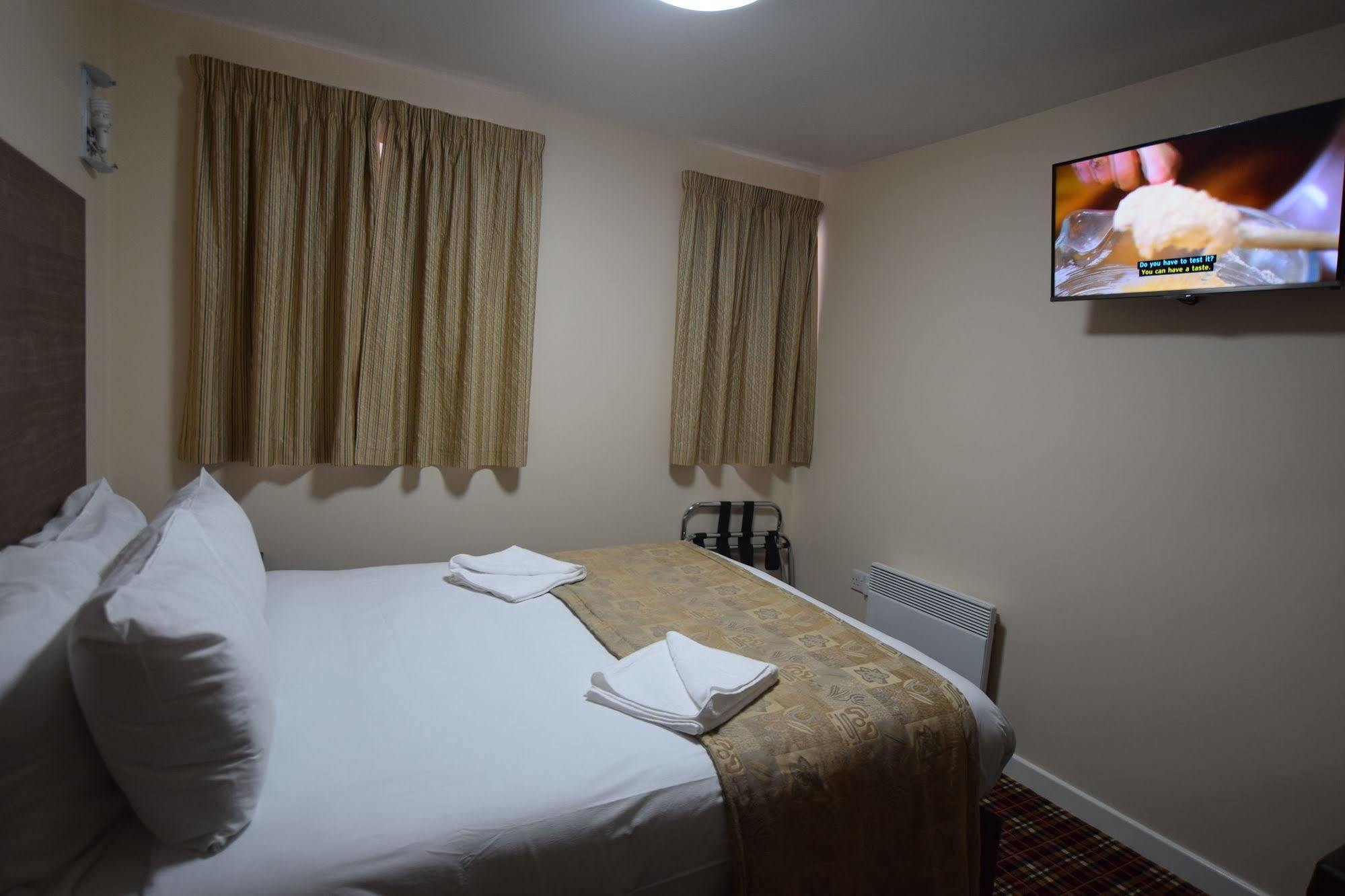 Lucky 8 Hotel 3*